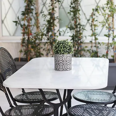 Aster Apartment